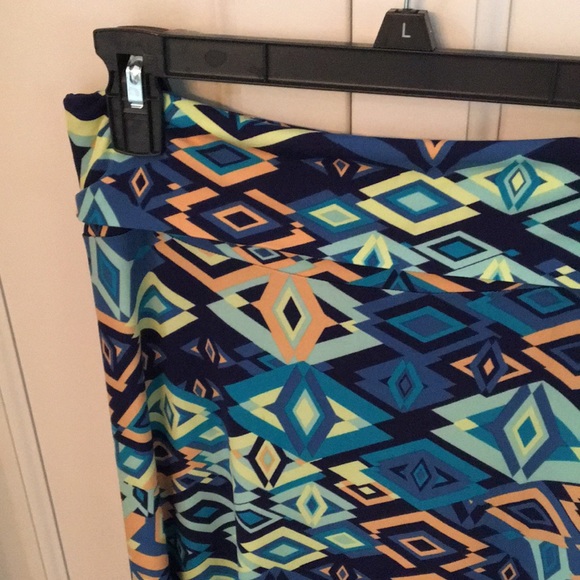 LuLaRoe skirt NWOT - Picture 2 of 4